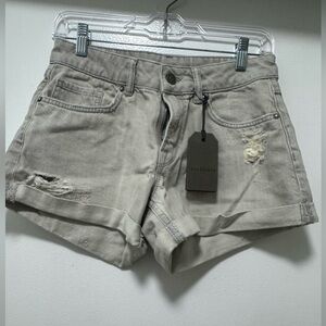 All Saints Light Grey Pam Shorts size 27. Never worn and still have the tags.